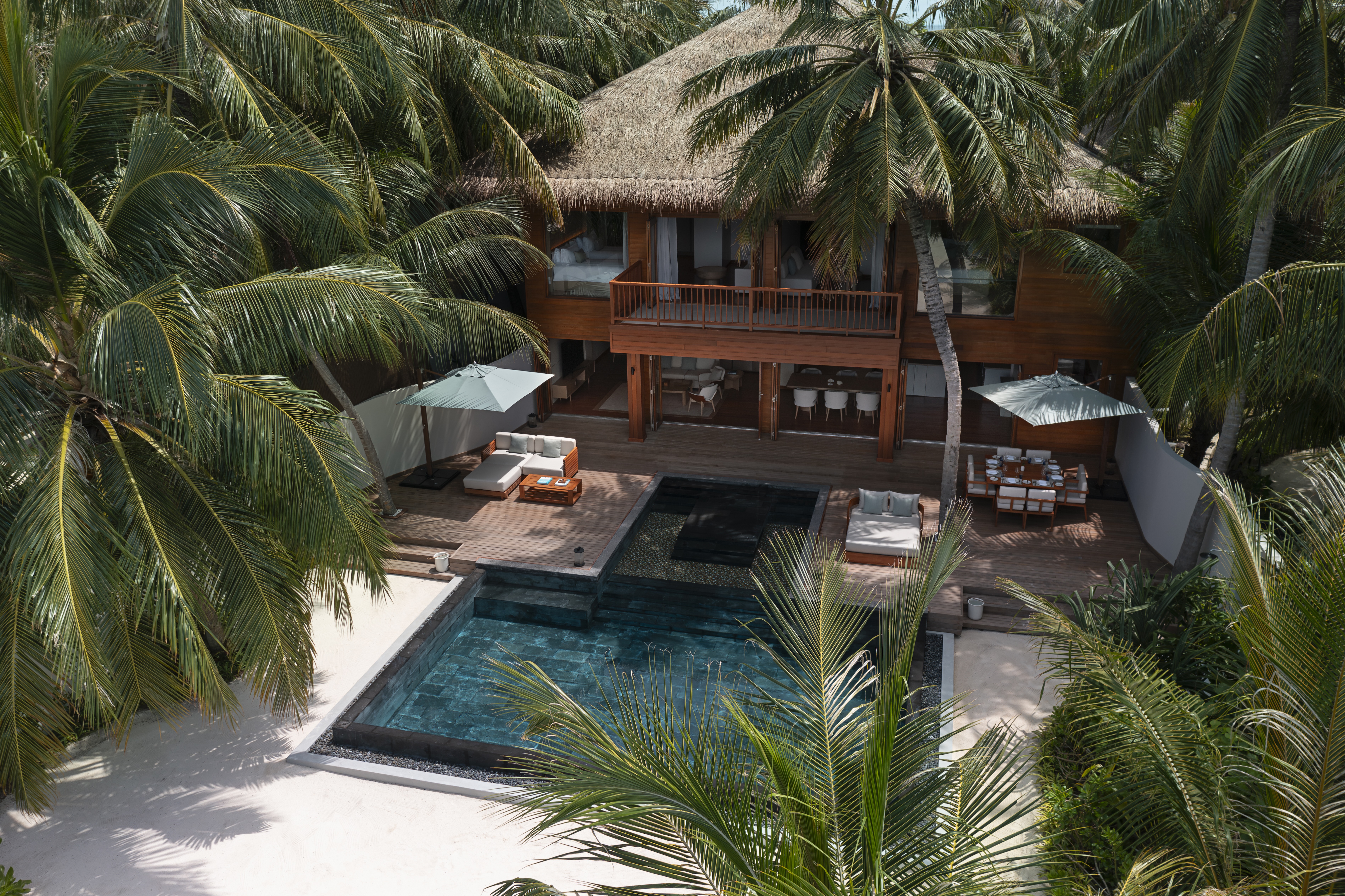 Huvafen_Two Bedroom Beach House with Pool